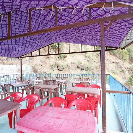 Oyo 13728 Hotel Kempty Valley View Hotel & Restaurant ムスーリー エクステリア 写真